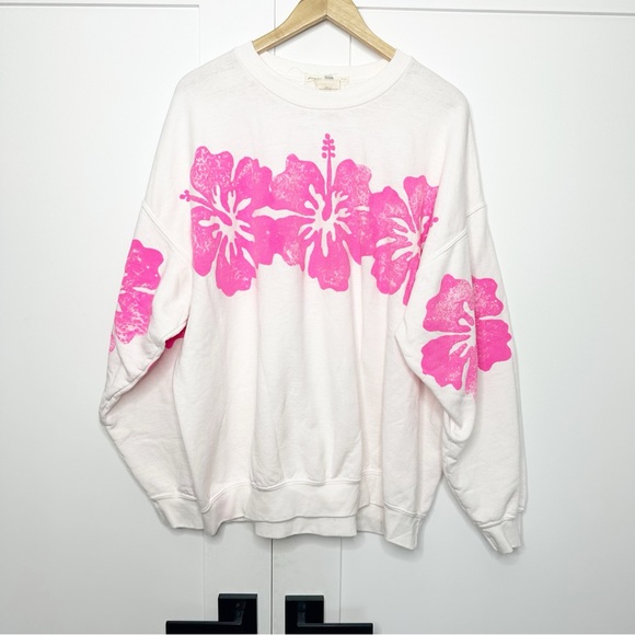 Free People x Tricia Fix Hibiscus Crew Sweatshirt Large hot pink floral Hawaiian - Picture 4 of 9
